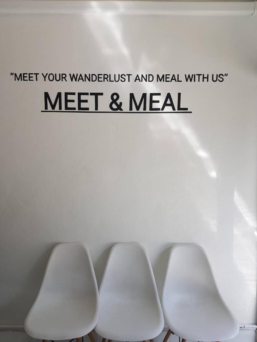 بيت شباب Meet & Meal بانكوك المظهر الخارجي الصورة